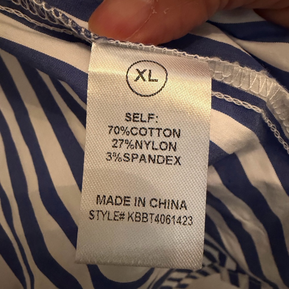 Fashion Nova Striped Blue and White Top - Picture 4 of 5